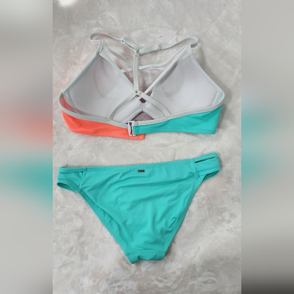 VS PINK color block bikini Size/ Medium - Picture 2 of 5
